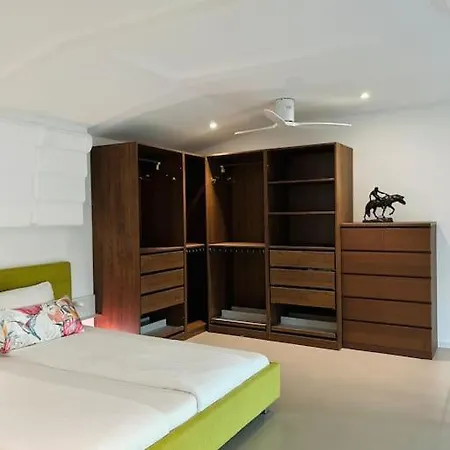 Duplex Loft Mit Garten Apartment