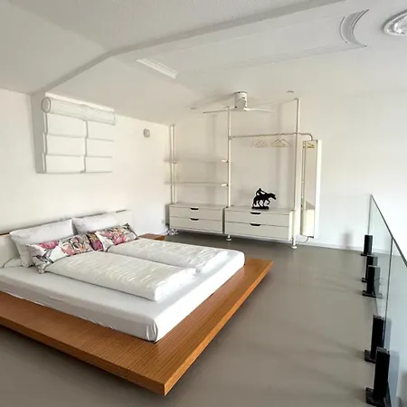 Duplex Loft Mit Garten Lägenhet *